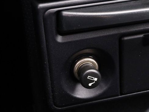 Used 2000 Toyota MR2 image 16