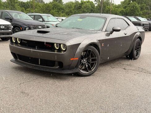 Used 2020 Dodge Challenger R/T Scat Pack RWD image 3
