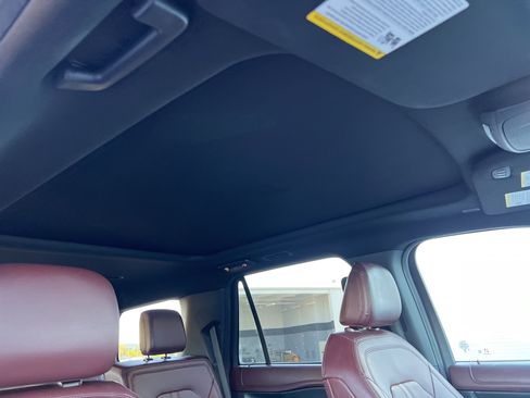 Used 2024 Ford Expedition Limited image 30