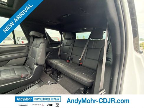 Used 2022 Chevrolet Tahoe RST w/ Luxury Package AWD/4WD image 12