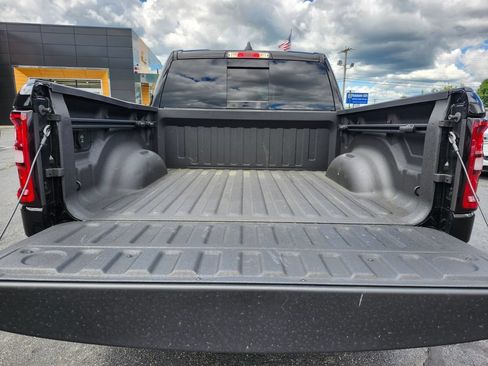 Used 2025 RAM 1500 Tradesman w/ Night Edition AWD/4WD image 30