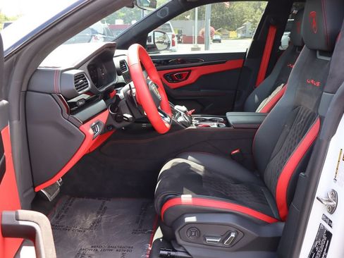 Used 2024 Lamborghini Urus S AWD/4WD image 4