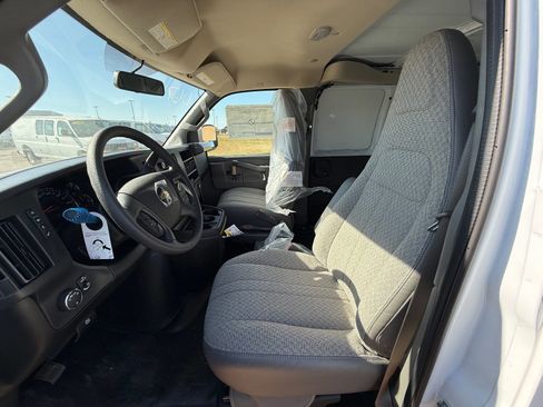 New 2025 Chevrolet Express 3500 Extended w/ Driver Convenience Package RWD image 8