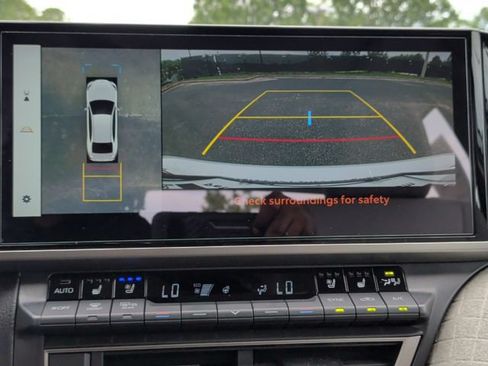 Used 2025 Toyota Camry XLE w/ Premium Plus Package FWD image 25