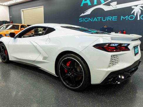Used 2023 Chevrolet Corvette Stingray Preferred Cpe w/ Z51 Performance Package RWD image 9