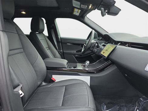 New 2026 Land Rover Range Rover Evoque Dynamic SE image 10
