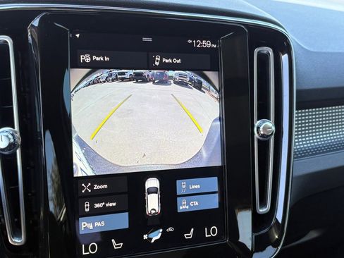 Used 2022 Volvo XC40 T5 R-Design w/ Advanced Package image 20