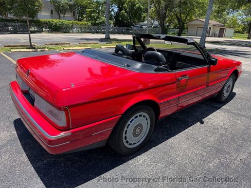 Used 1990 Cadillac Allante FWD image 4