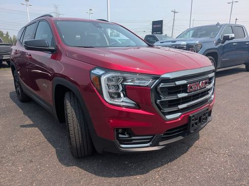 Used 2024 GMC Terrain AT4 AWD/4WD image 12