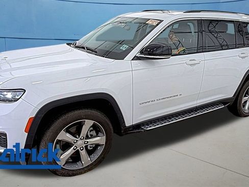 Used 2021 Jeep Grand Cherokee L Limited image 1