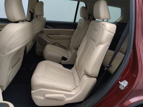 Used 2021 Jeep Grand Cherokee L Limited image 18