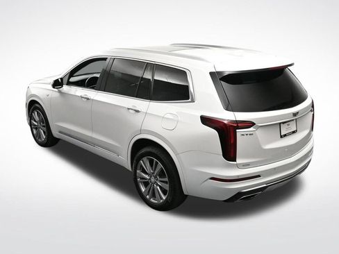 Certified 2024 Cadillac XT6 Premium Luxury AWD/4WD image 19