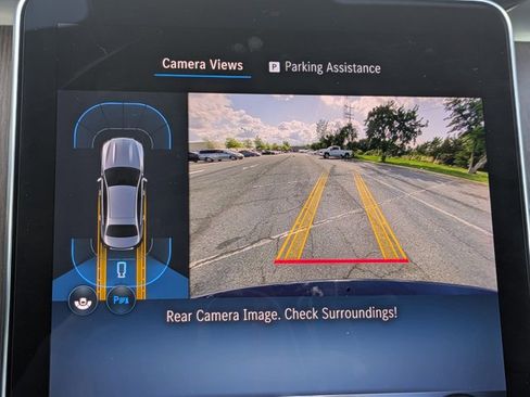 Used 2025 Mercedes-Benz C 300 4MATIC Sedan image 13