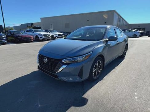 Certified 2025 Nissan Sentra SV w/ Trunk Package FWD image 4