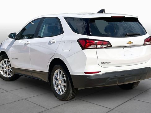 Certified 2024 Chevrolet Equinox LS w/ Driver Confidence II Package FWD image 11