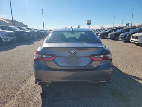 Used 2024 Toyota Camry SE image 22