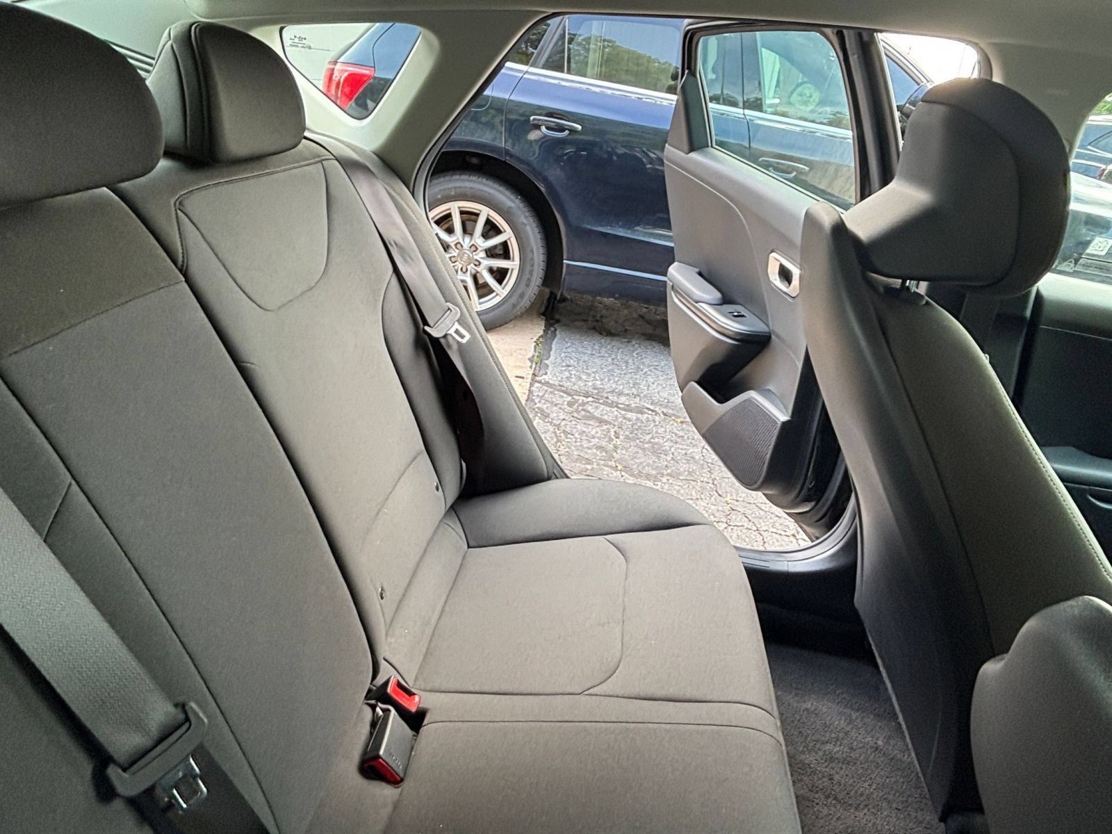 Used 2025 Kia K4 FWD image 32