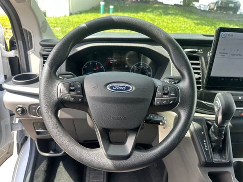 Used 2025 Ford Transit 350 XLT RWD image 43
