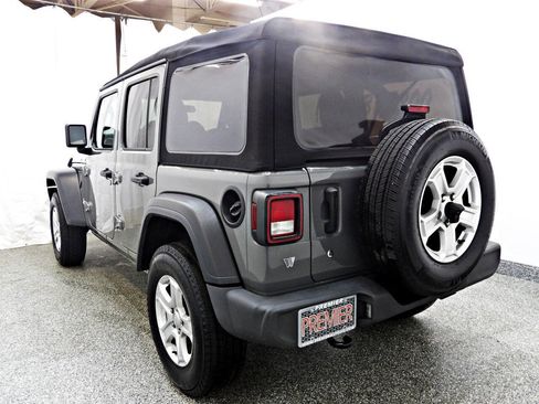 Used 2020 Jeep Wrangler Unlimited Sport S AWD/4WD image 4