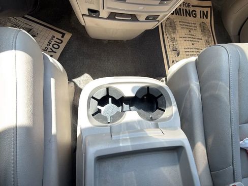 Used 2015 Honda Odyssey Touring Elite image 30