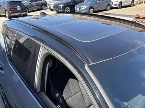Used 2023 Volvo XC40 Recharge Ultimate w/ Protection Package Premier AWD/4WD image 3