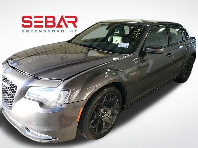 Used 2019 Chrysler 300 S RWD image 1