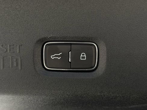 Used 2025 Ford Expedition Max Active RWD image 30