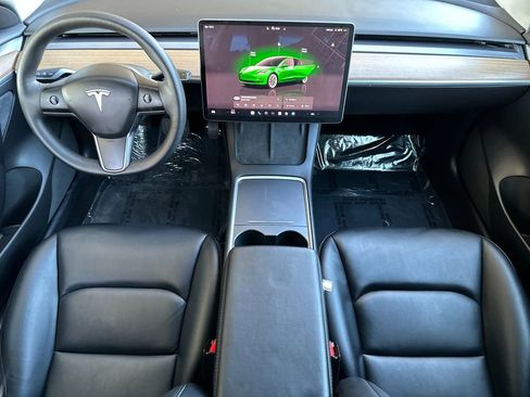 Used 2022 Tesla Model 3 Base image 13
