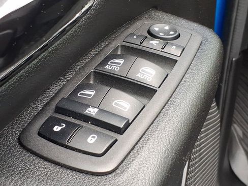 Certified 2023 RAM 1500 Big Horn AWD/4WD image 13