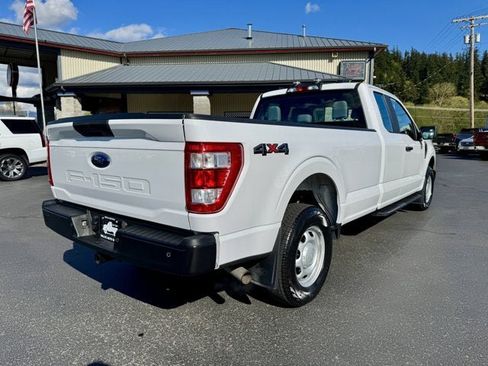 Used 2023 Ford F150 XL w/ Trailer Tow Package image 4