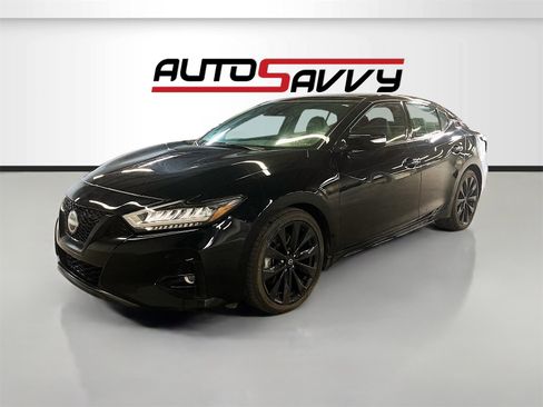 Used 2023 Nissan Maxima SR w/ Sport Mat Group image 3