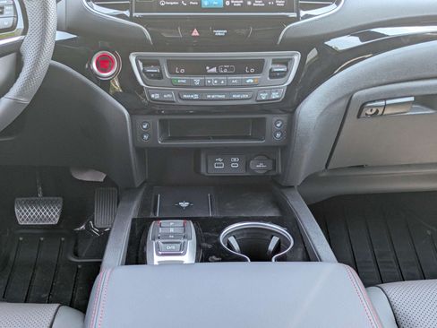 New 2026 Honda Ridgeline Black Edition image 25