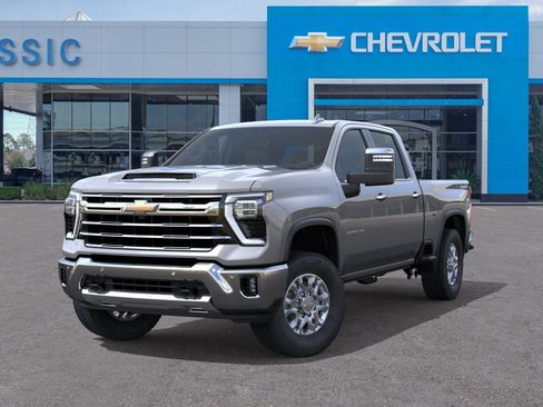 New 2026 Chevrolet Silverado 2500 LTZ w/ LTZ Convenience Package AWD/4WD image 6