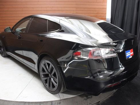 Used 2022 Tesla Model S Plaid image 42