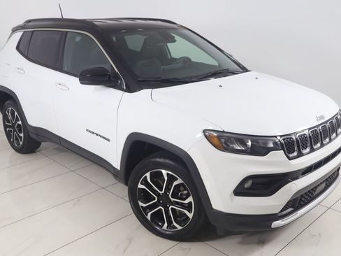 Used 2023 Jeep Compass Limited AWD/4WD image 15