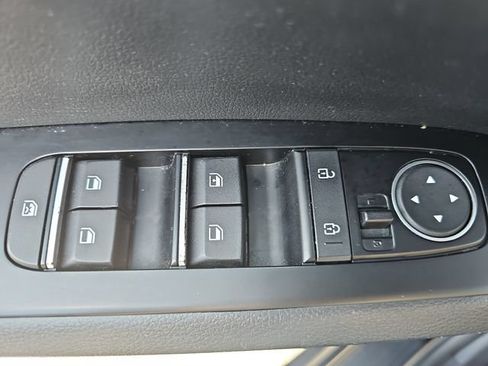 Used 2020 Kia Soul LX FWD image 25