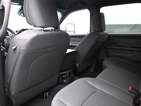New 2026 RAM 2500 Tradesman AWD/4WD image 16
