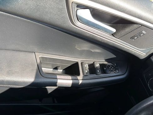 Used 2022 Ford Edge SEL AWD/4WD image 22