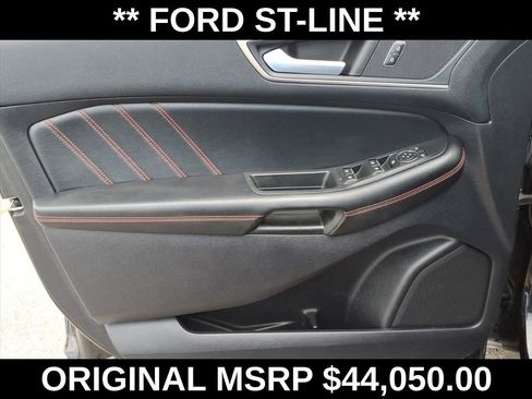 Used 2022 Ford Edge ST-Line image 11