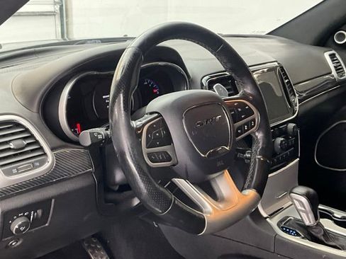 Used 2020 Jeep Grand Cherokee SRT AWD/4WD image 15