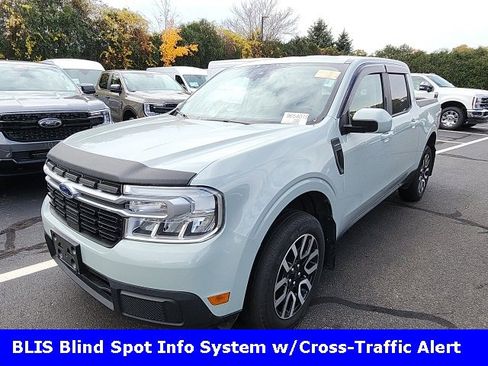 Used 2023 Ford Maverick Lariat w/ Lariat Luxury Package image 7