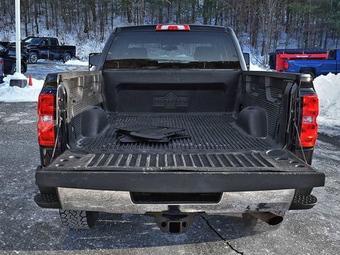 Used 2018 Chevrolet Silverado 2500 LT w/ All Star Edition image 8