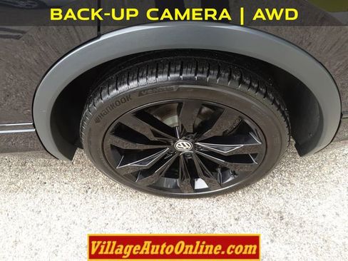 Used 2021 Volkswagen Tiguan SE R-Line image 10
