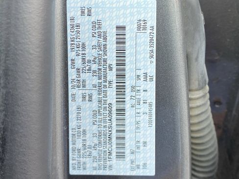 Used 2025 Ford Escape ST-Line image 31