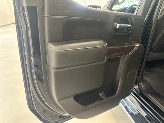 Certified 2020 GMC Sierra 1500 SLT w/ SLT Premium Package AWD/4WD image 25