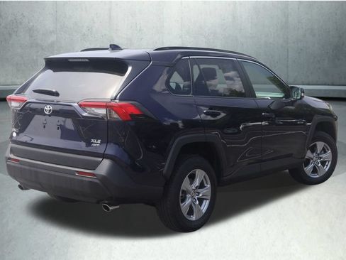 Used 2025 Toyota RAV4 XLE AWD/4WD image 15
