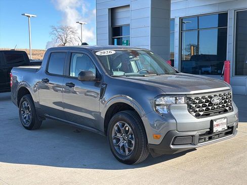 Used 2026 Ford Maverick XLT image 2