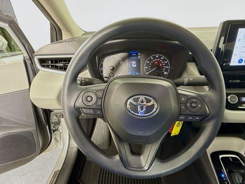Certified 2025 Toyota Corolla LE image 11
