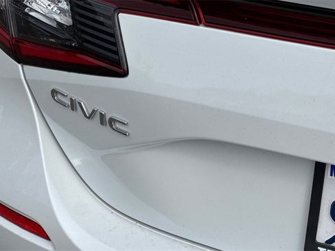 Certified 2024 Honda Civic EX-L image 28