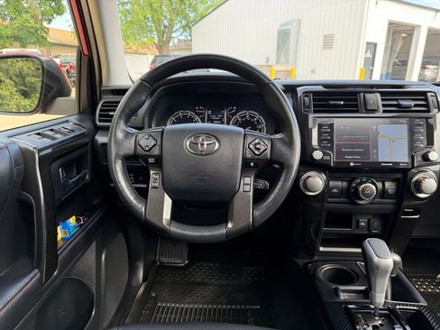Used 2023 Toyota 4Runner TRD Off-Road Premium w/ Moonroof Package AWD/4WD image 13